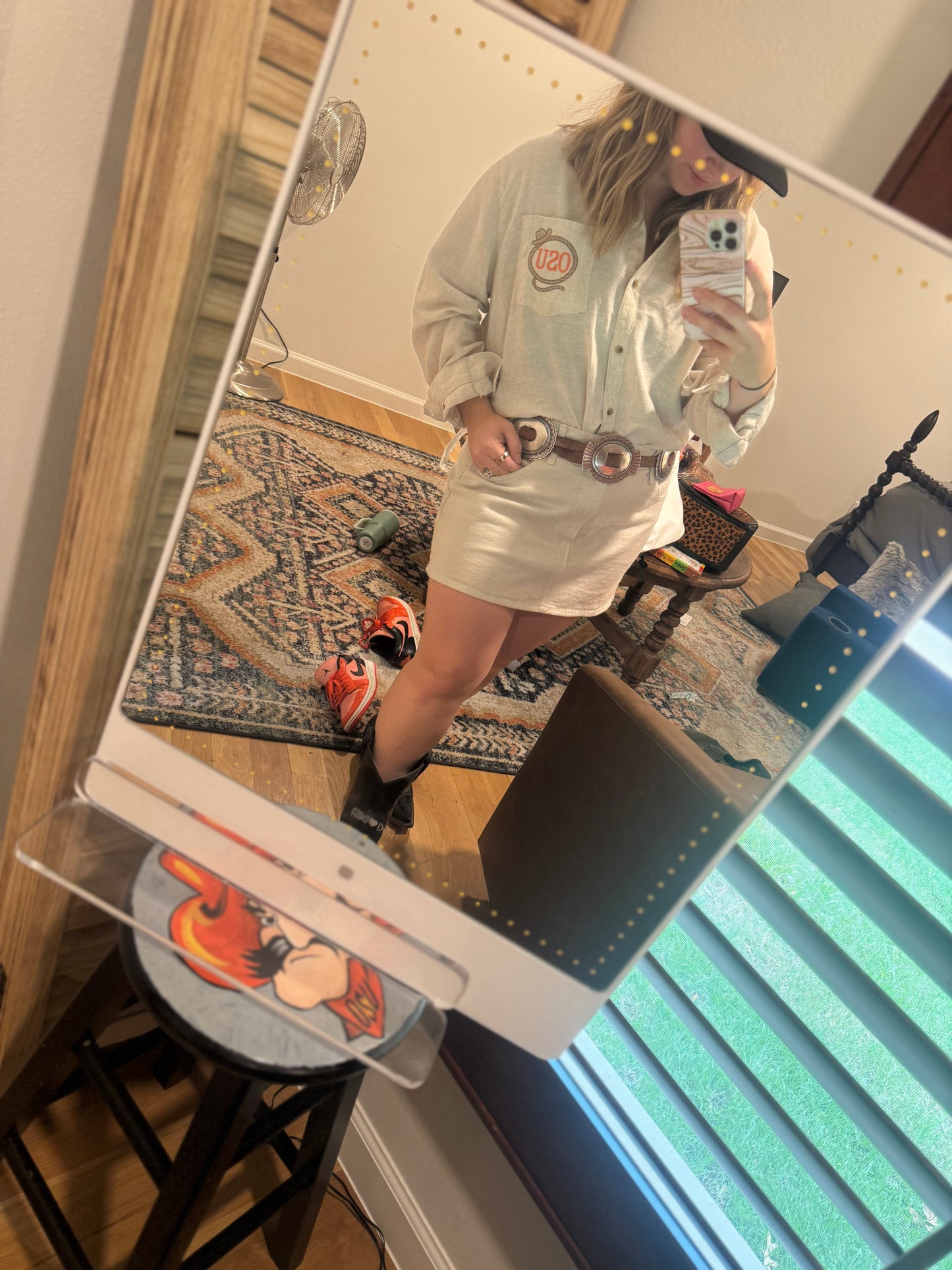 Cowboy Icon Button Up