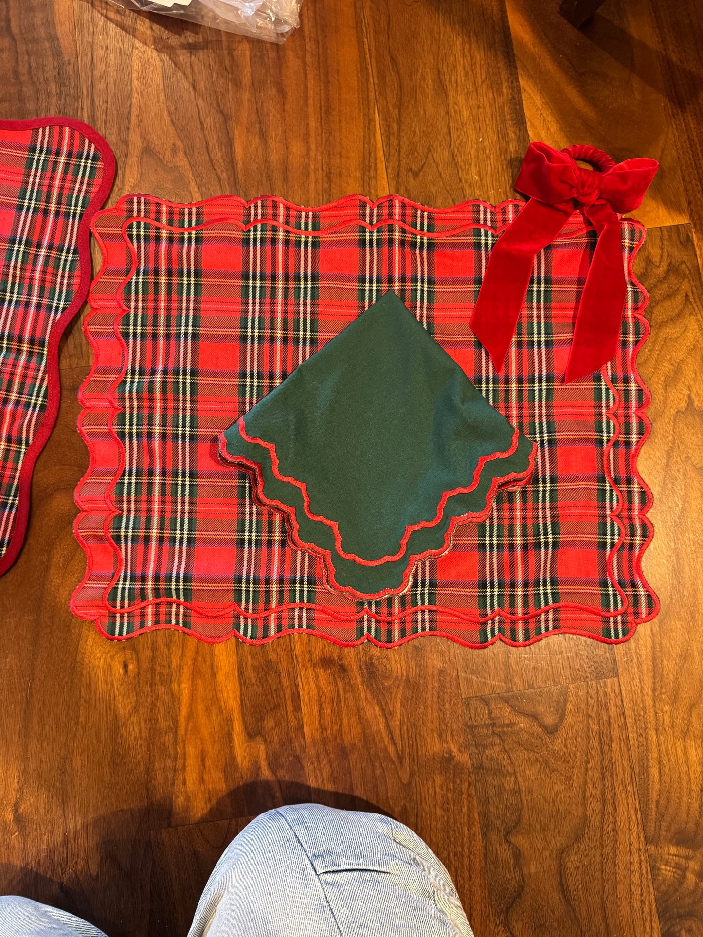 Tartan Scalloped Placemat
