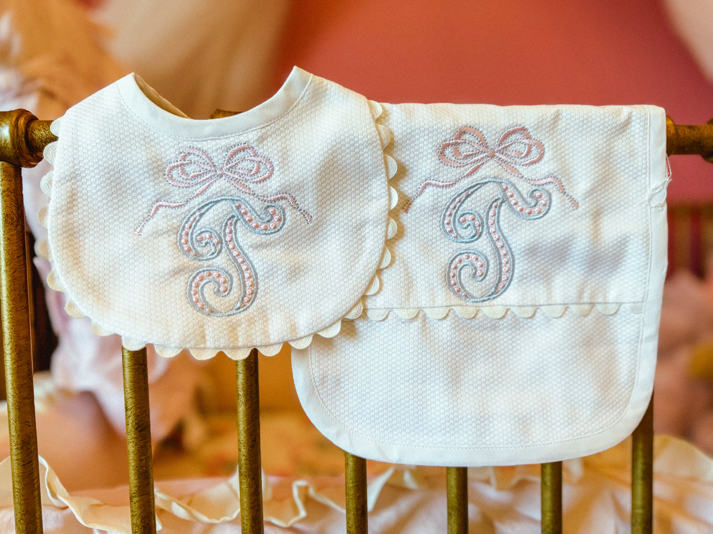 Baby Scalloped Burp Cloth