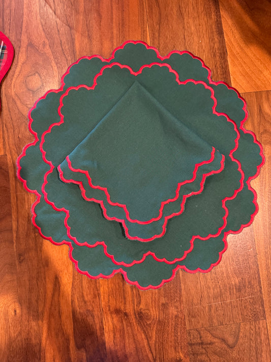 Green Scalloped Napkin